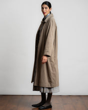 Cargar imagen en el visor de la galería, Gabardina LAMAR