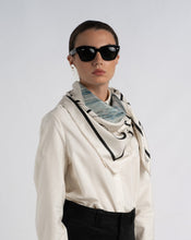 Cargar imagen en el visor de la galería, Pañuelo de Seda 'The Sea You Come From'