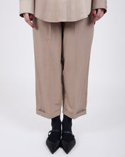Load image into Gallery viewer, Beige cotton pants
