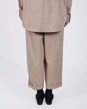 Load image into Gallery viewer, Beige cotton pants
