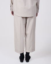 Load image into Gallery viewer, Off-white cotton pants
