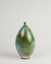Load image into Gallery viewer, Green Oval Vase
