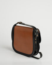 Load image into Gallery viewer, Talabar Black Leather Decorated Handmade Purse
